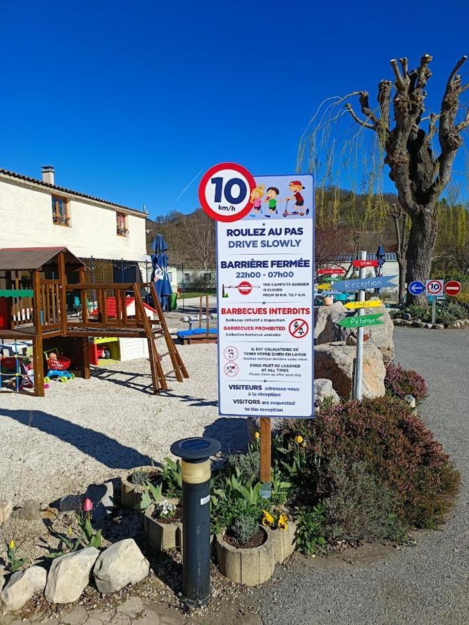 Camping Les Lavandes, Castellane Exterior foto